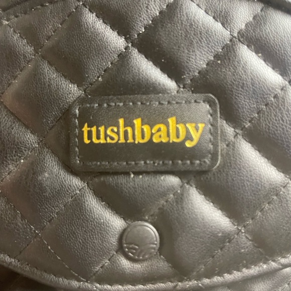 Tushbaby Quilted Black Baby Bag - Picture 2 of 10